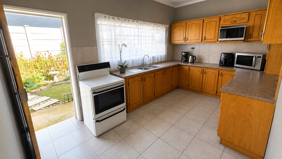 To Let 3 Bedroom Property for Rent in Fichardt Park Free State